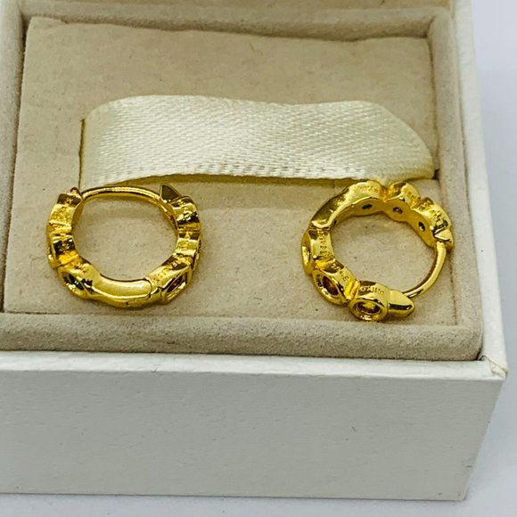 Pandora Marvel The Avengers Infinity Stones Hoop Earrings Gold - Picture 6 of 12